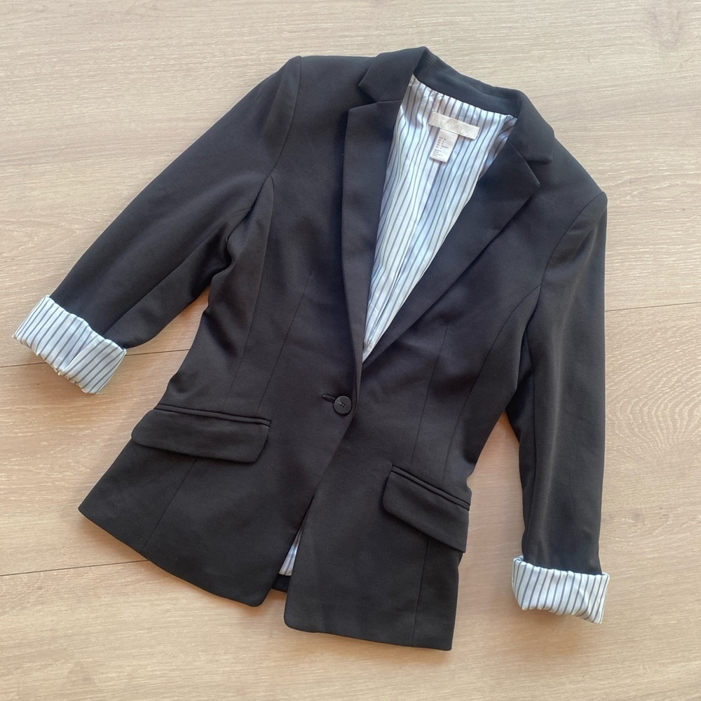 H&M Black Cuffed Sleeve Striped Lining Blazer Size US 4/ EUR 34
